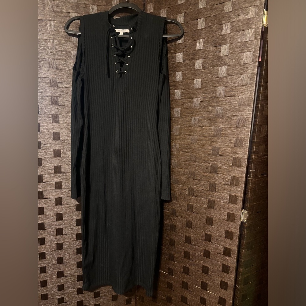 AVEC LES FILLES RIBBED BLACK COLD SHOULDER BODYCON LONG SLEEVE DRESS